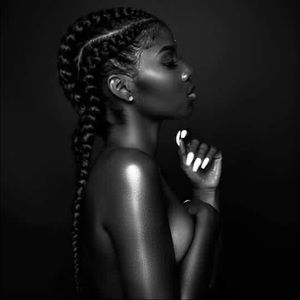 Meet your Posher, Carla