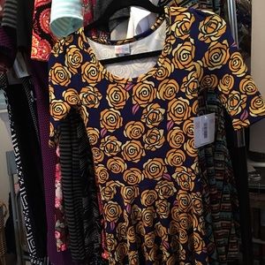 XS Disney roses Nicole unicorn