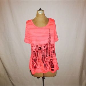 Coral New York T-shirt