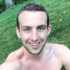 Meet your Posher, Christopher