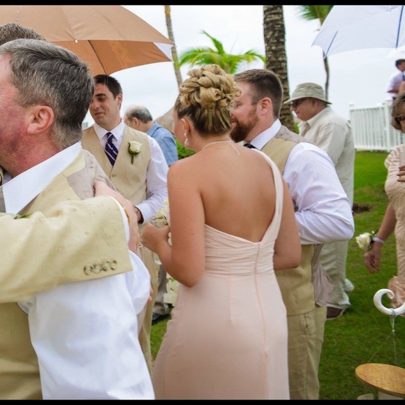 Size 10 (fits a 7/8) Blush Formal Dress. Worn once - Picture 3 of 4