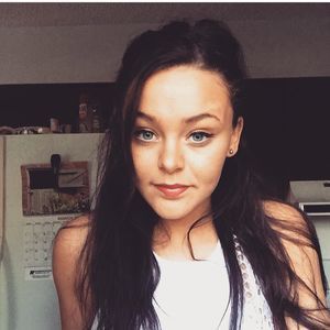 Meet your Posher, Shania