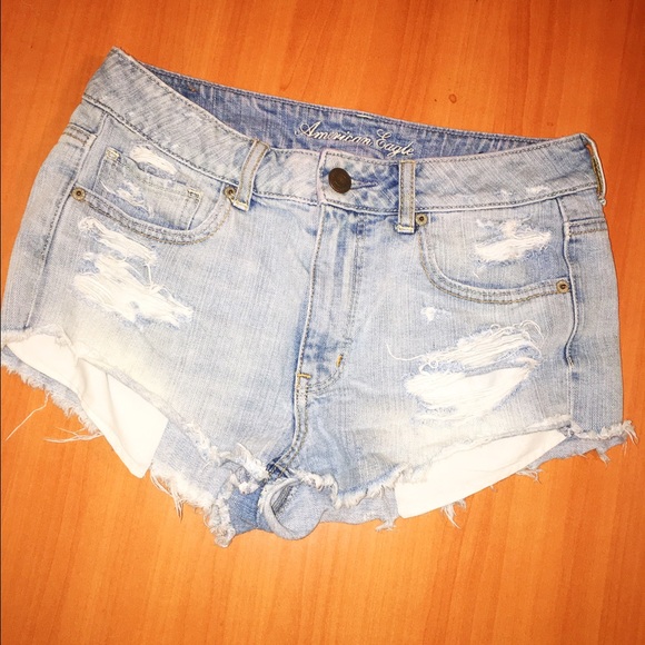 American Eagle High Rise Festival Shortie