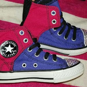 SOLD !NIB swarovski converse girls size 11 !