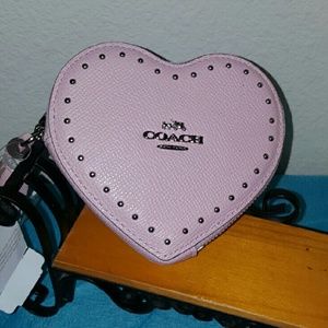 Coach Studs Heart Coin case Petal