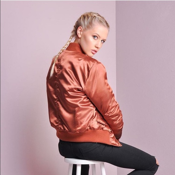 SOLD ON DEPOP Rust satin silk bomber jacket - Picture 3 of 4