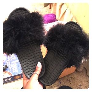 Faux Fur Slides