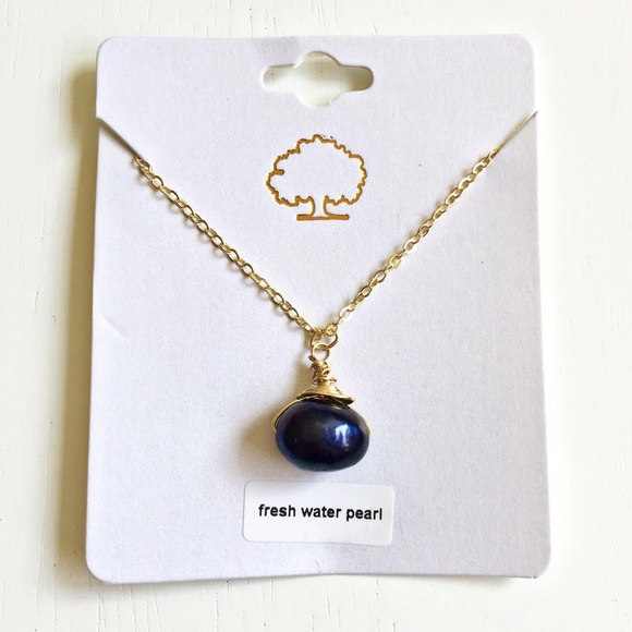 Boutique Jewelry - Freshwater Black Pearl Necklace