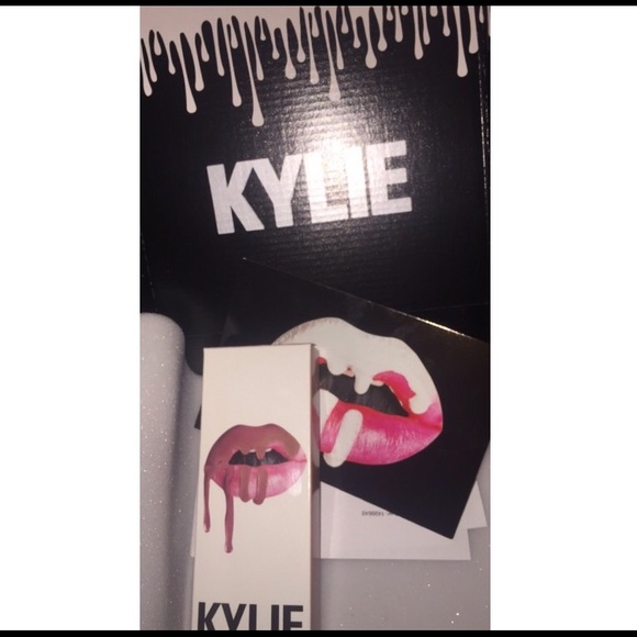 Kylie Jenner LipKit