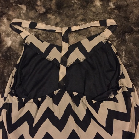 Chevron Top - Picture 3 of 3