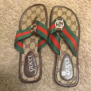Gucci flip flops