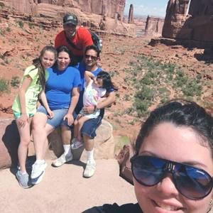 Meet your Posher, Stephany