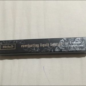 Authentic Kat Von D Everlasting Liquid Lipstick
