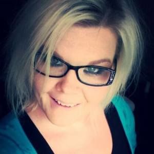 Meet your Posher, Kandi