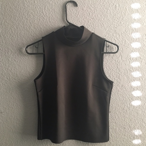 New Mock Neck Crop Top
