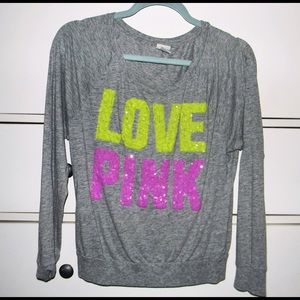 LOVE PINK gray long sleeve T-shirt ✨
