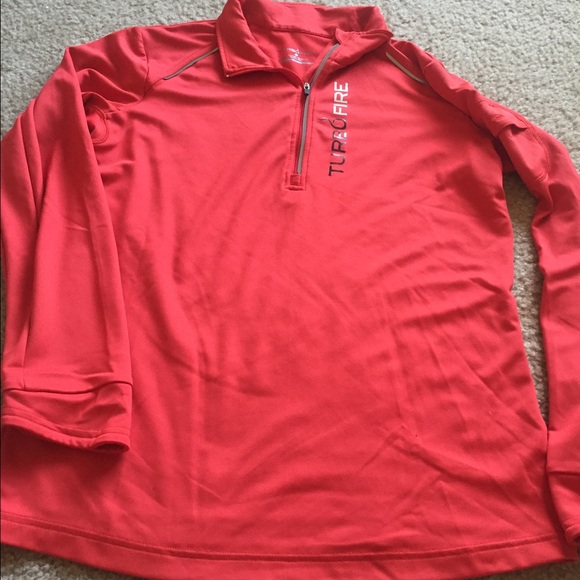 Beachbody Turbofire long sleeve half zip