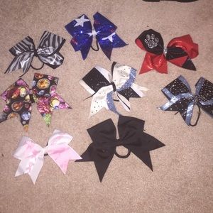 Cheer bows