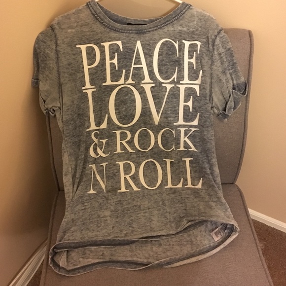 Tee shirt from forever 21