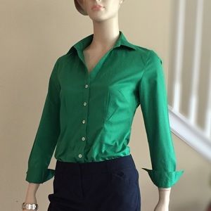 Banana Republic Stretch Tailored Button Down Shirt