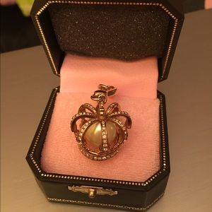 NIB Juicy Couture Crown w/ Pearl Charm