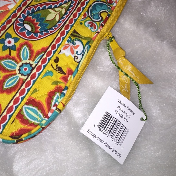 •Vera Bradley Provençal Tablet Sleeve• - Picture 4 of 4
