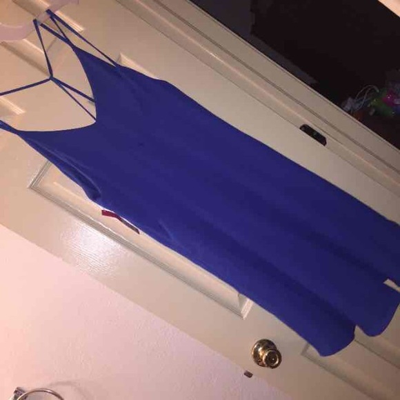 Brand new dress - Picture 2 of 3