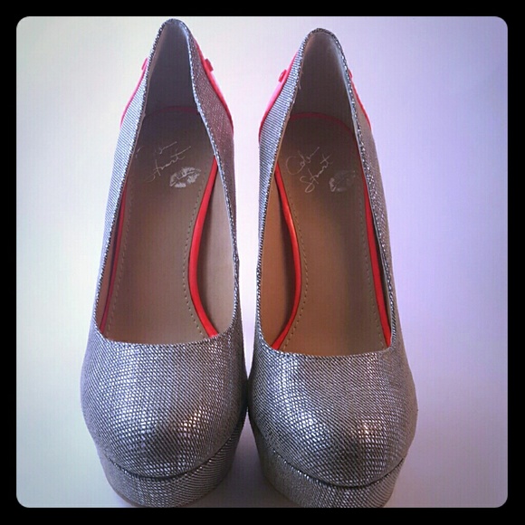 11'' Pumps from Victoria Secret collection