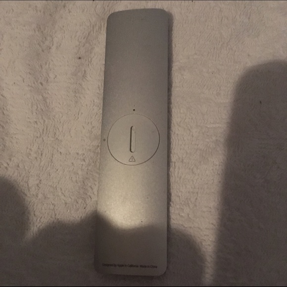 Apple TV Remote - Picture 2 of 2