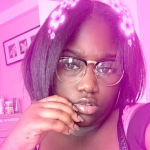 Meet your Posher, Joanna