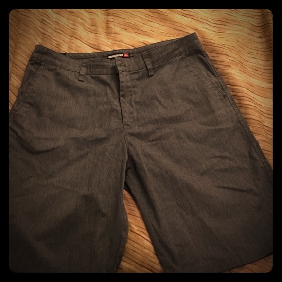 Quicksilver man's shorts - Picture 1 of 4
