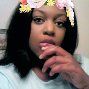 Meet your Posher, Danisha