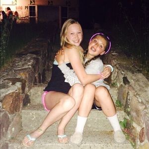 Meet your Posher, Laney