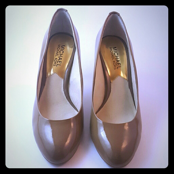 Micheal Micheal Korks