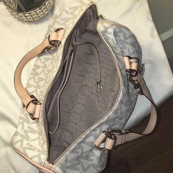 MK Bag! - Picture 3 of 3