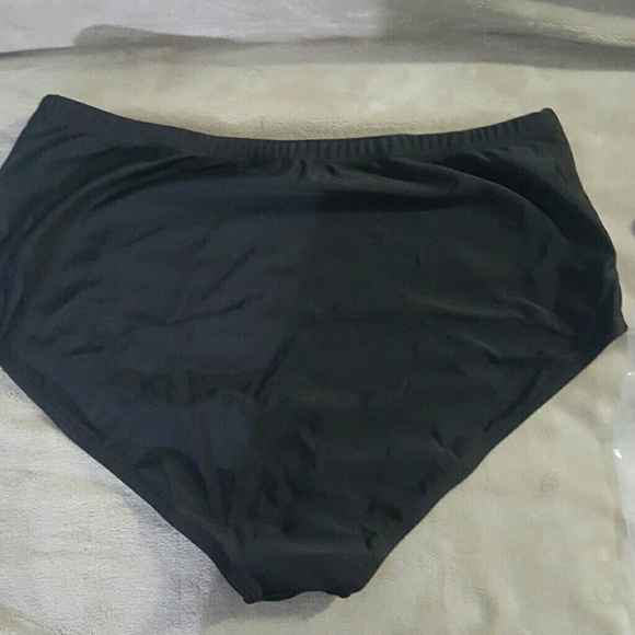 BLACK PLUS SIZES FRINGE SWIMSUIT - Picture 4 of 6