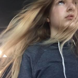 Meet your Posher, Makena