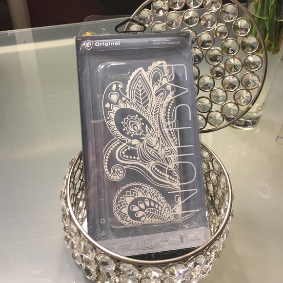 White henna iPhone 6 case!