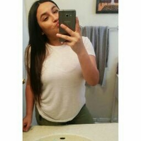 Meet your Posher, Valerie - Picture 1 of 1