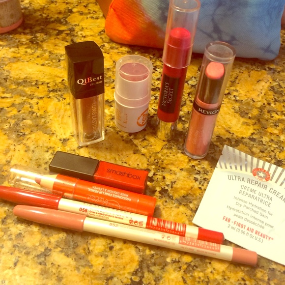 💄lil Lipstick bundle