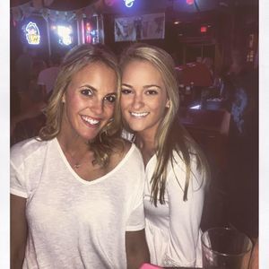 Meet your Posher, Jennette