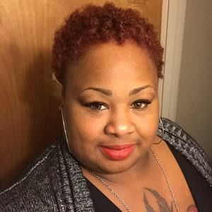 Meet your Posher, Yolanda