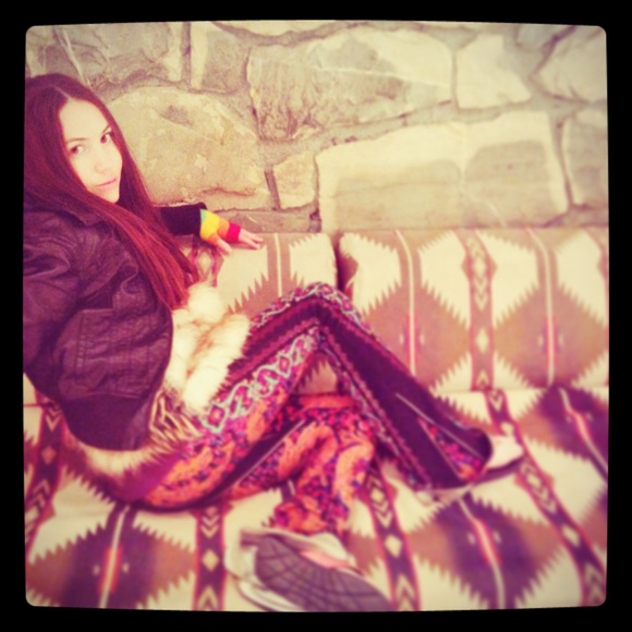 Meet your Posher, Emily - Picture 3 of 4