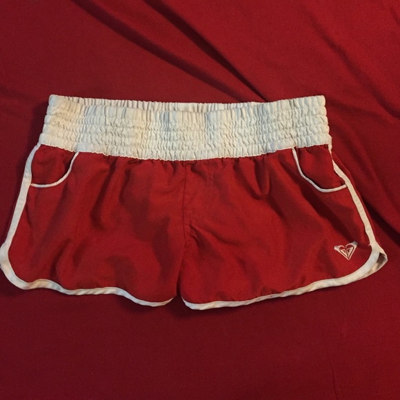 Retro Roxy Shorts🌈