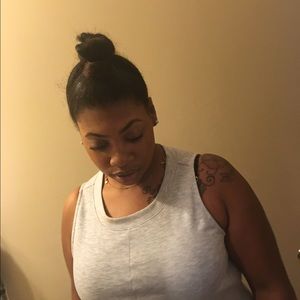 Meet your Posher, Tina