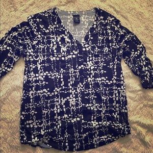Black printed top