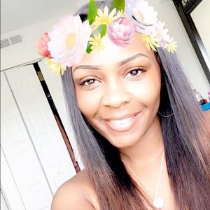 Meet your Posher, Teeahna