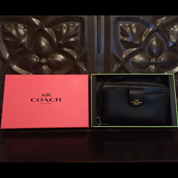 Coach Black Leather Wristlet