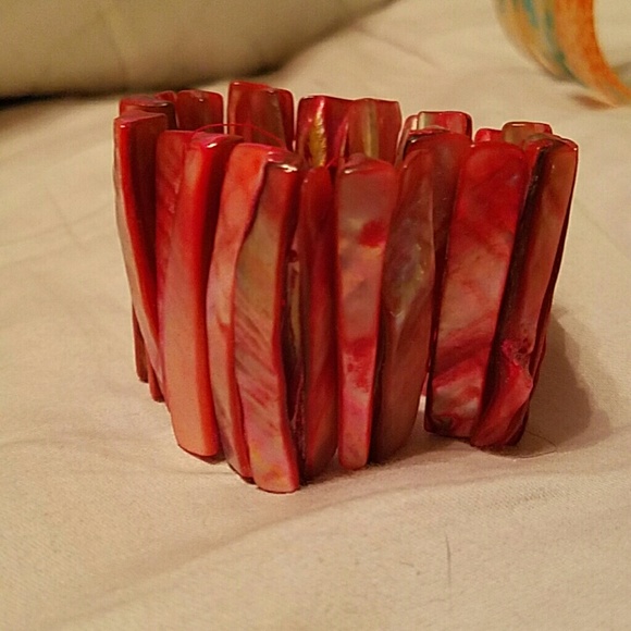 Pink shell bracelet - Picture 3 of 3