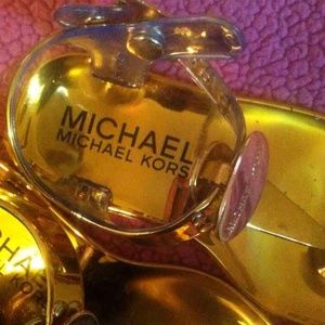 Toddler 4c Michael kors rare gold sandals